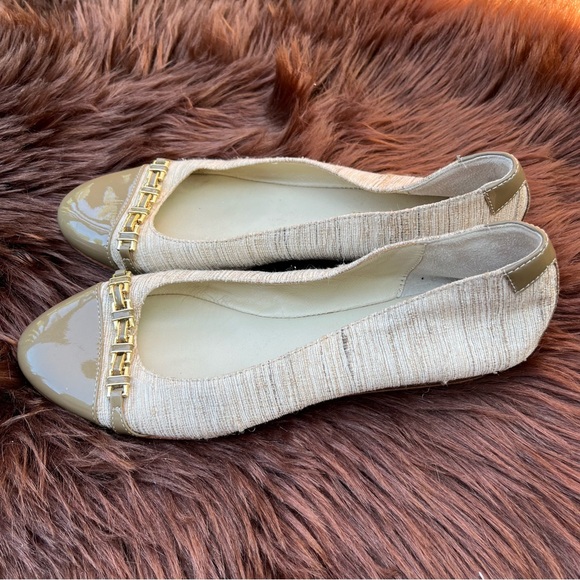 Taryn Rose “Prosper” Wedge Flats - Picture 4 of 11